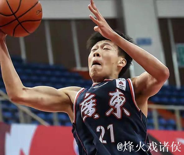 CBA夏联-刘家昕17分青岛击败江苏 刘泽希10+10