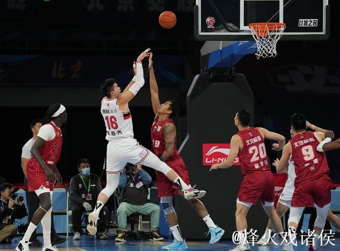 CBA俱乐部杯赛制：每节10分钟 外援4节8人次